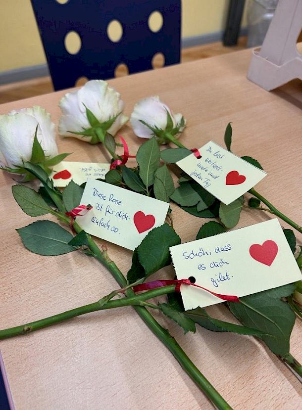 Rosen-Aktion „Liebe kennt keine Grenzen"